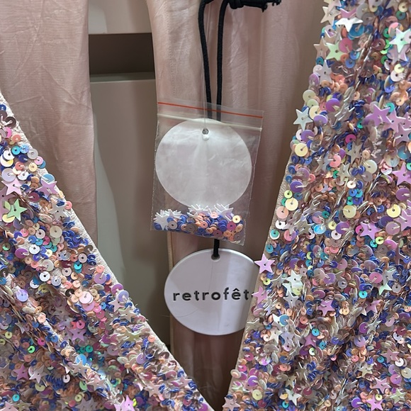 NWT Retrofete Aubrielle Pink Sequin Mini Dress with Ling Sleeves PERFECT FOR NYE - Picture 3 of 8